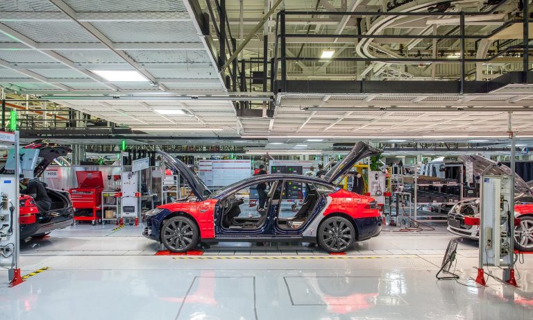 Tavaly félmillió autót gyártott le a Tesla, ami rekord a vállalatnak