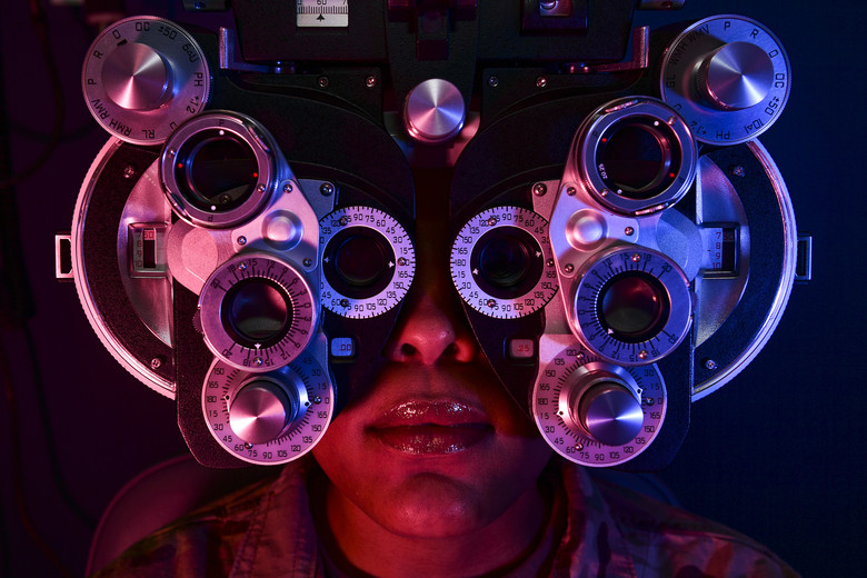 a látás jellemzői férfiaknál és nőknél szemcsepp a látás helyreállításához