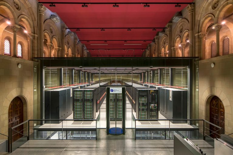 A barcelonai szuperszámítógép, amelynek egy templom az otthona