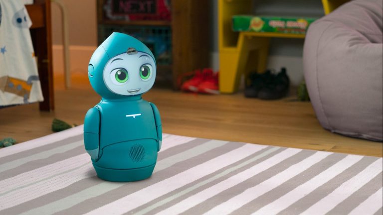 Empátiára tanítja és önbizalmat ad a gyerekeknek a rajzfilmfigurára hasonlító robot