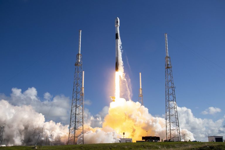 Szeptember végén szállíthat legközelebb embert a SpaceX a Nemzetközi Űrállomásra