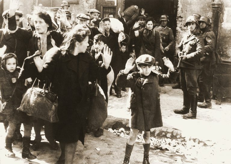 A zsidók üldöztetése nem ért véget a második világháborúval, sőt