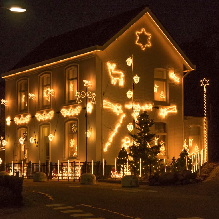 Karácsonyi díszkivilágítás: cuki szokás vagy káros fényszennyezés?