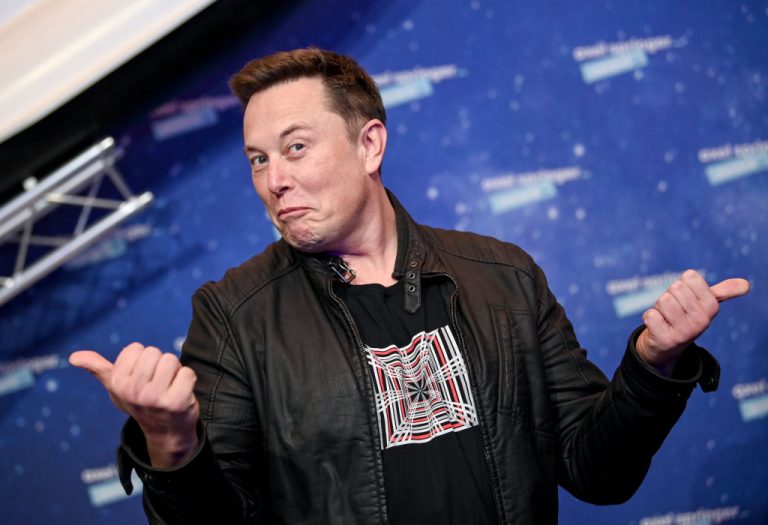 Elon Musk immár a világ leggazdagabb embere