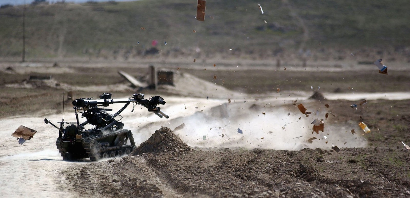 A NATO új bombahatástalanító robotja holografikusan térképezi fel a pokolgépeket