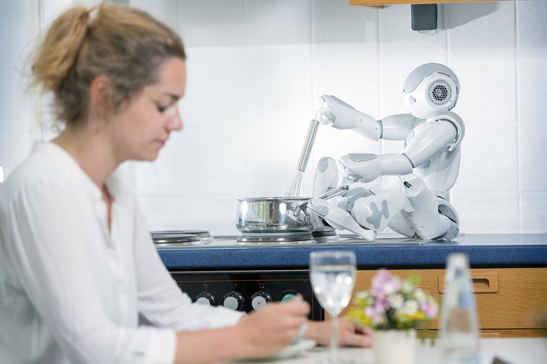 A járvány nem várt tanulsága: soha ne telepítsünk titokban robotokat mások konyhájába