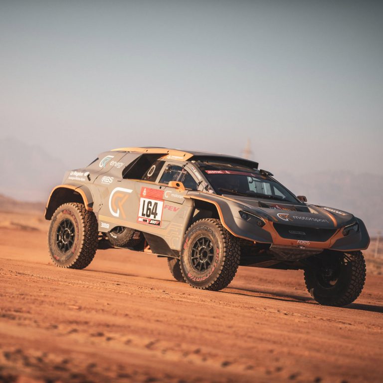 Hidrogénautó is indul a 2023-as Dakar Rally-n