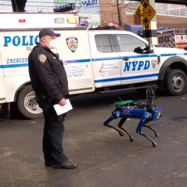 Leszerelte a szolgálatból a robotkutyát a New York-i rendőrség