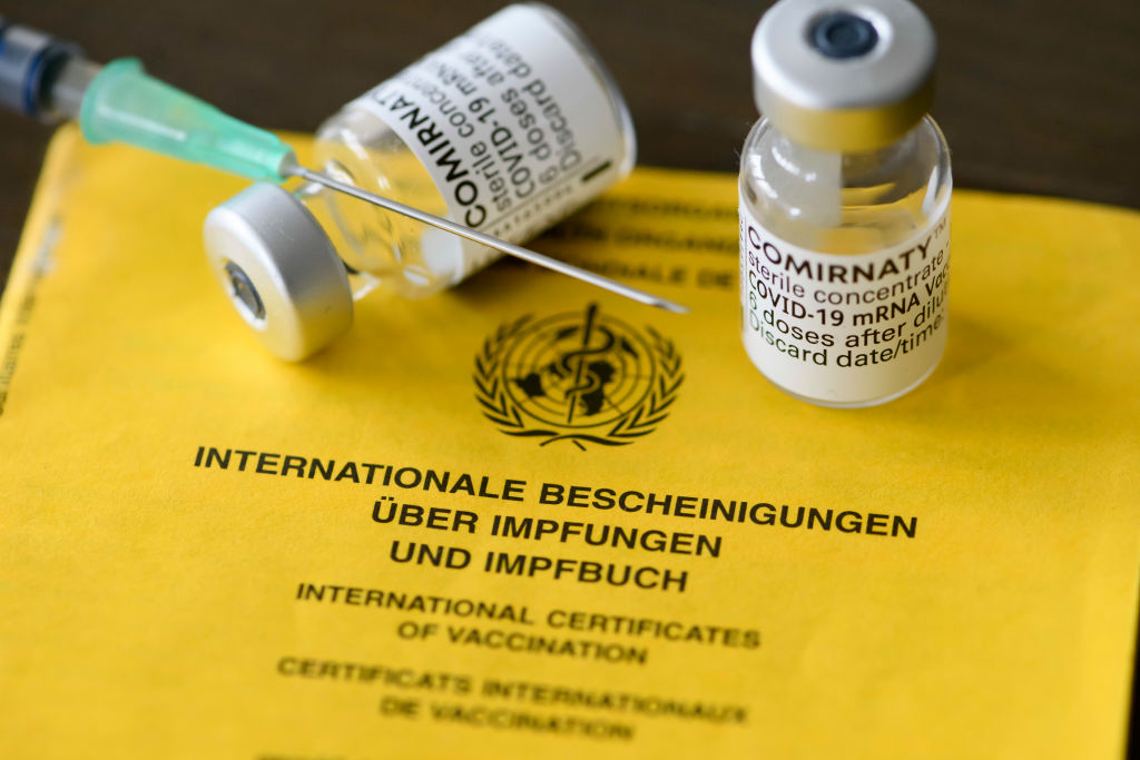 Megszületett a döntés az uniós vakcinaútlevélről, de nem minden beoltott kaphatja meg