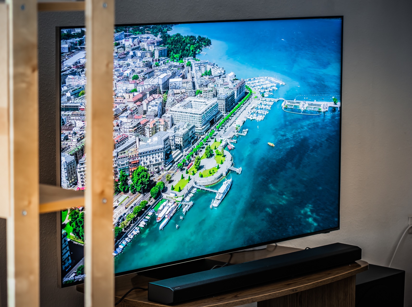 A Samsung legújabb 8K-s tévéje majdnem mindent tud, amit egy tévé tudhat