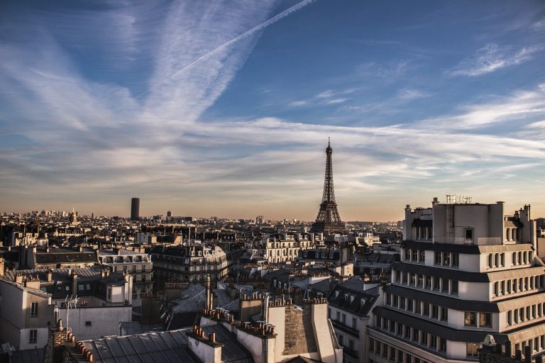 Párizs belvárosából már jövő évtől kitilthatják az átmenő gépkocsi-forgalmat