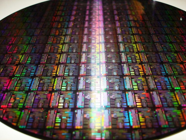 Bejelentette az IBM, hogy két nanométeres chipet készítettek