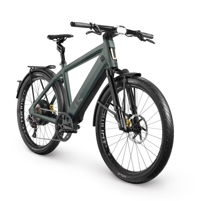 Bicikliteszt ABS-szel, 45 km/h-s utazótempóval és elektromos sebváltóval