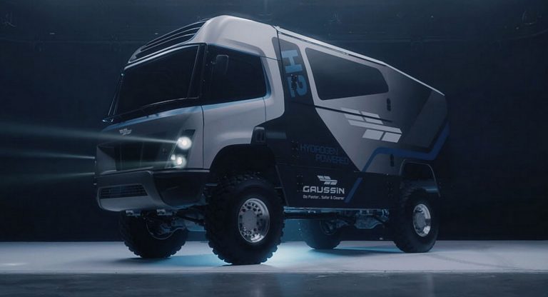 Egy hidrogénhajtású kamion is rajthoz áll a jövő évi Dakar-ralin