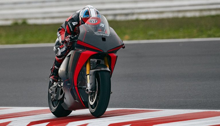 Nyilvánosságra hozta a Ducati az első elektromos versenymotorjának hivatalos adatait
