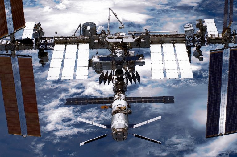 Az orosz űrügynökség vezetője szerint az ISS lezuhanhat az országát sújtó szankciók miatt