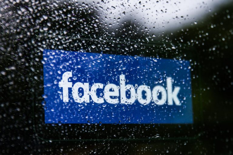 Egy korszak vége: nem növekszik tovább a Facebook felhasználók száma