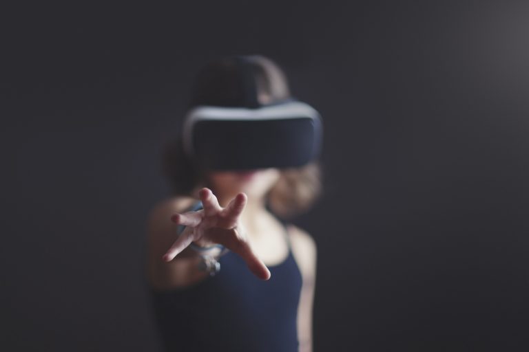 Úgy tűnik, hogy elkezdődött az Apple AR-VR sisakjának a gyártása