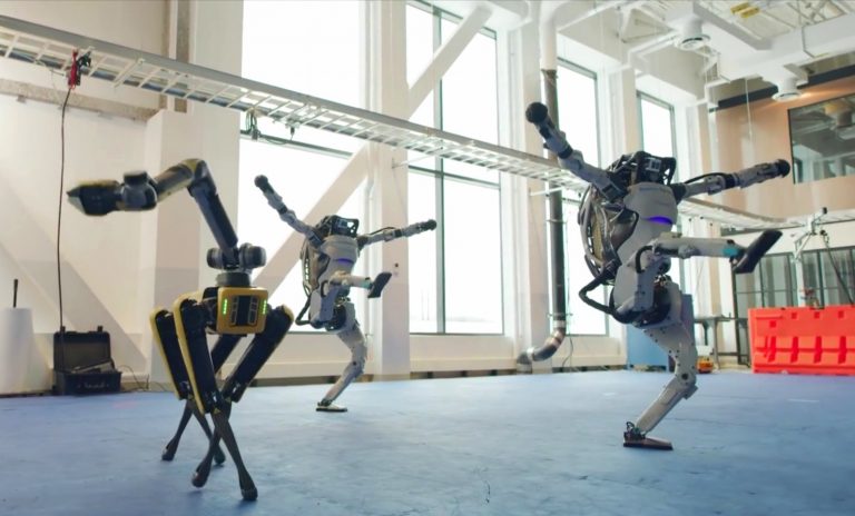 Robotkutyák, a folyosókon repülő drónok és Atlas robot őrizheti az adatközpontokat egy cég víziója szerint