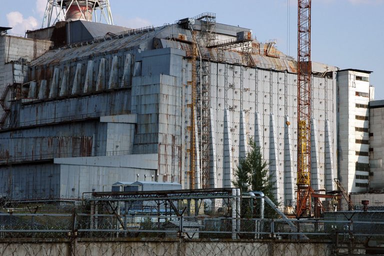 Csernobil lekapcsolódott az energiahálózatról, két napra elég az üzemanyag a generátorokban