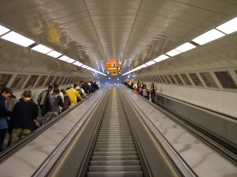 Miként funkcionálna a budapesti metró óvóhelyként?