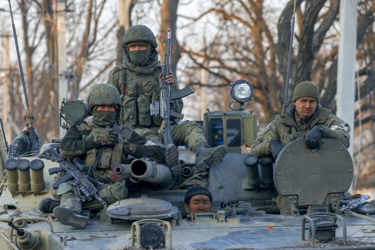 Hírhedt arcfelismerő rendszerrel azonosítja az elesett orosz katonákat Ukrajna