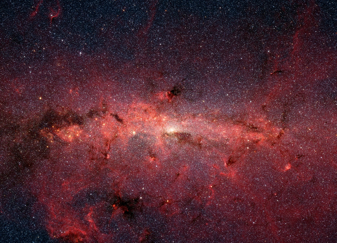 Ilyen még sosem volt: az Event Horizon Teleszkóp „lefényképezte” a Tejútrendszer közepén található szupermasszív fekete lyukat