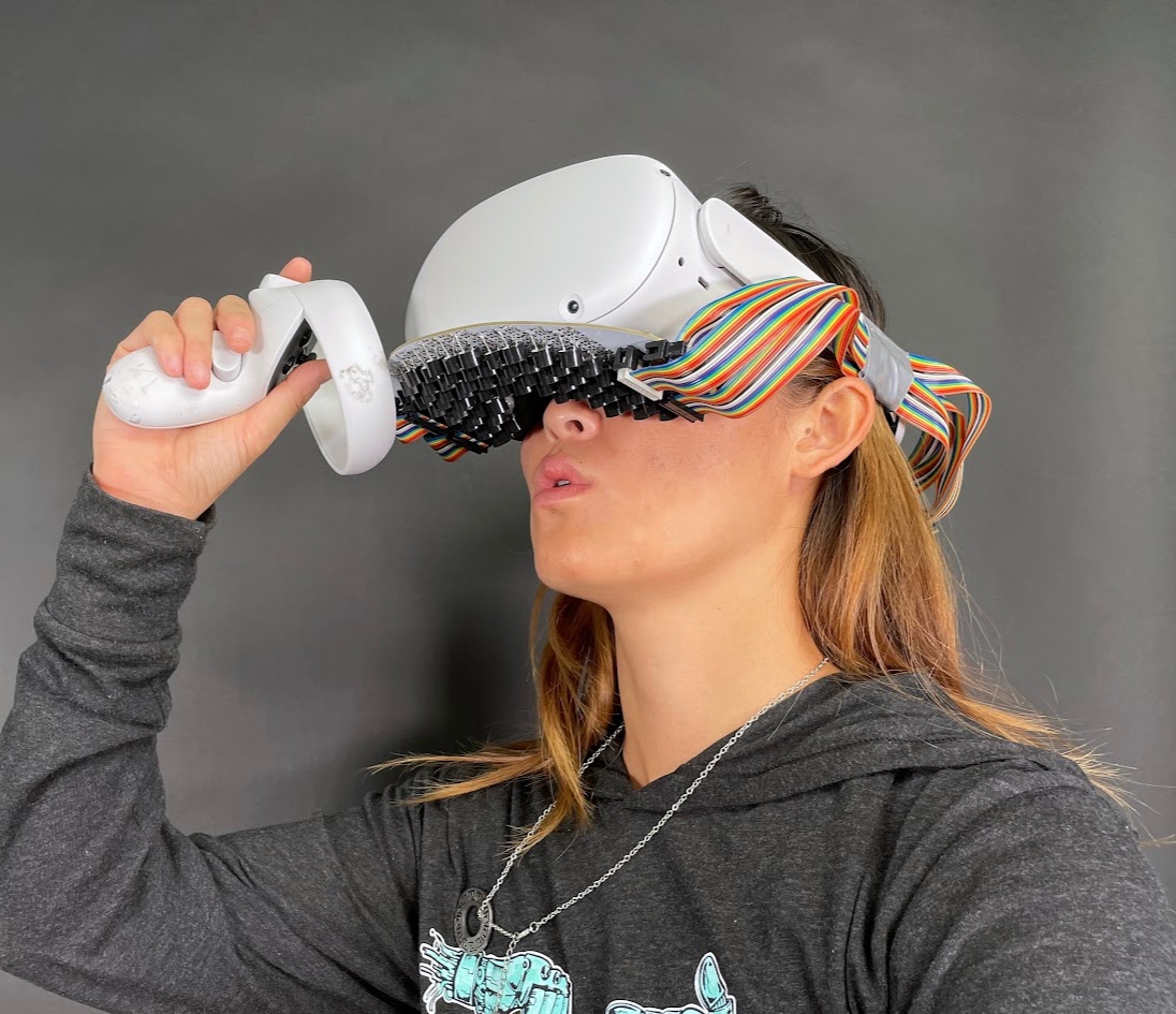 Elkészült a szájat stimuláló VR-sisak, amivel új élményeket is átélhetünk a virtuális valóságban