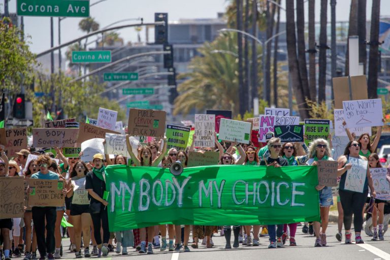 A technológiai cégek is reagáltak arra, hogy több amerikai államban illegális lett az abortusz