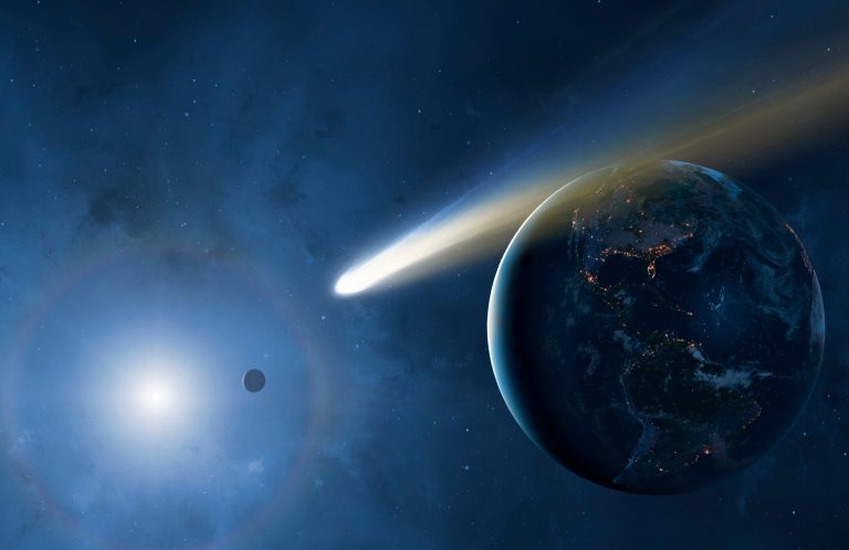 Mi történne, ha a Földet megközelítő üstökös a vártnál kisebb távolságra kerülne a Holdhoz?
