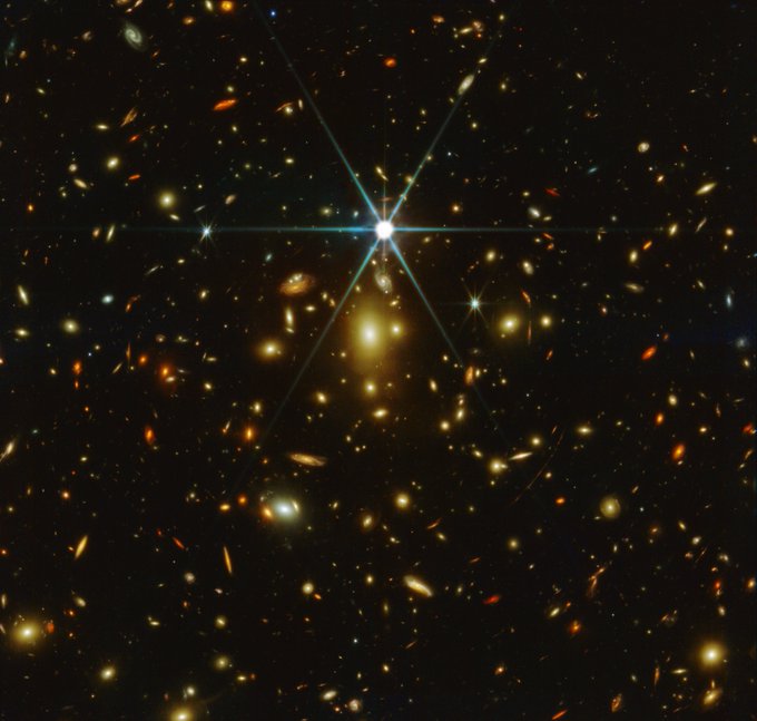 A Hubble idén fedezte fel, a JWST pedig már le is fényképezte a legtávolabbi ismert csillagot, az Earendelt