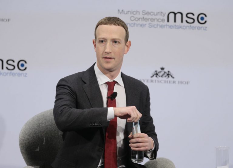 Óriásit estek a Facebook részvényei, a piac nem igazán hisz Zuckerberg teljesítményében és víziójában