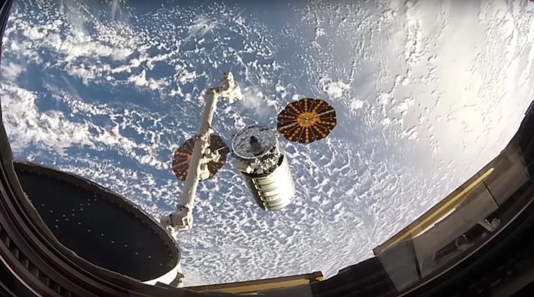 Meghibásodott, de igyekszik elérni az ISS-t az ellátmányt szállító teherűrhajó