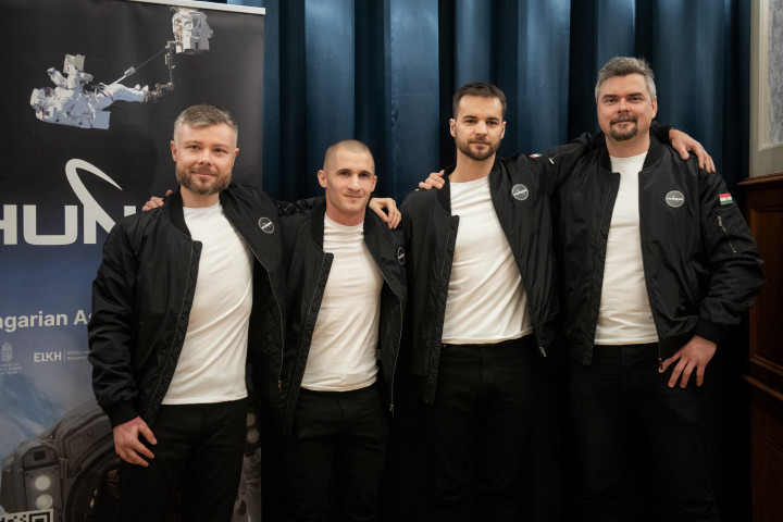 Íme a négy magyar űrhajósjelölt, akik közül egy majd a Nemzetközi Űrállomásra megy