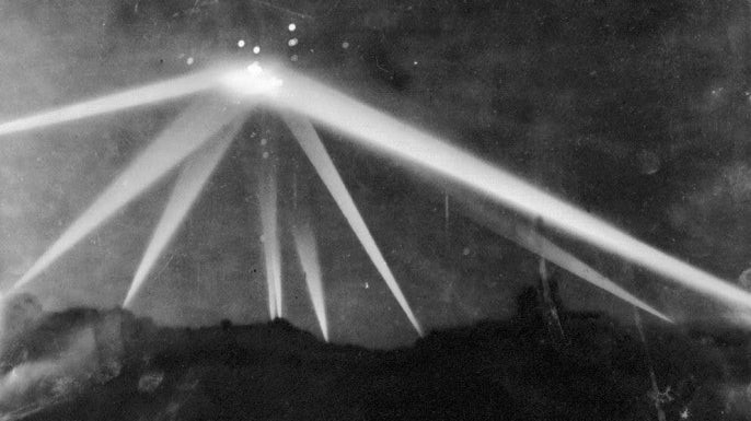 Odáig sosem ért el a második világháború, de akkor mi volt az 1942-es Los Angeles-i légi csata?