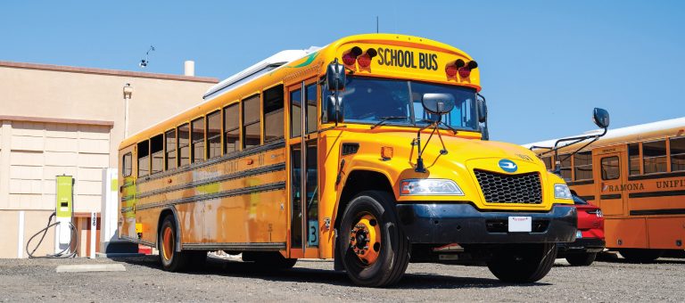 Az ikonikus, amerikai iskolabuszok fele elektromos lesz 2032-re