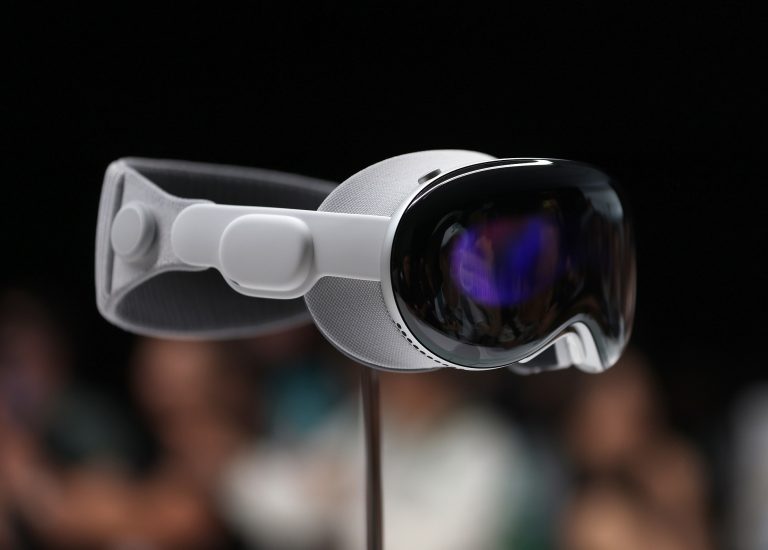 Az Apple bemutatta a régóta várt okosszemüvegét