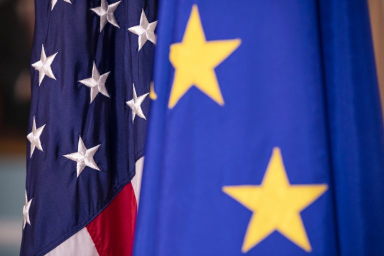 A Facebook és a Google működését is alapjaiban meghatározó megállapodás született az EU és az USA között