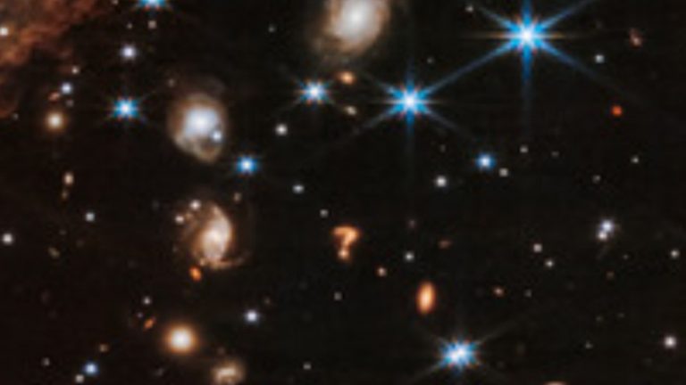 Nem vicc: kozmikus kérdőjelet fényképezett a James Webb