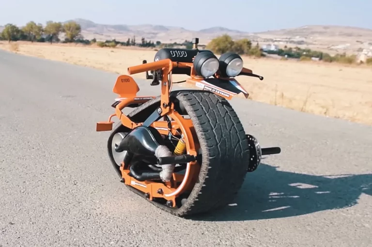 Egykerekű motorkerékpárok a világból használt autógumival és lánctalppal