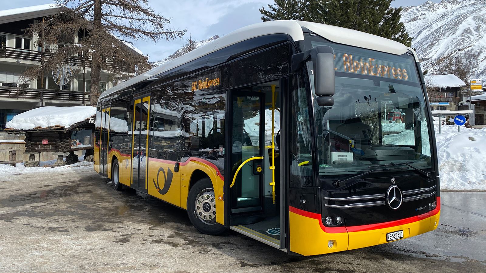 Según cálculos suizos, el autobús eléctrico es más caro y más contaminante que el diésel
