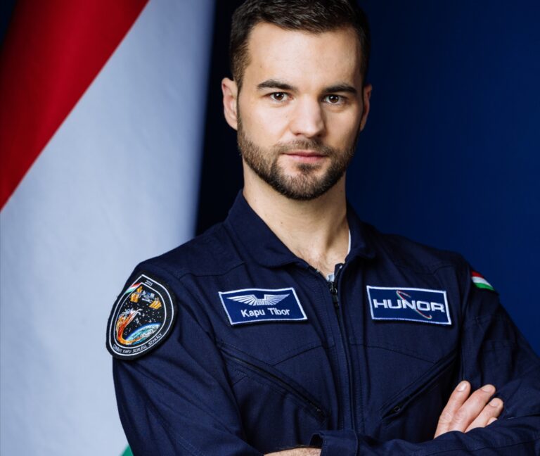 A tudományos munka kulcsfontosságú lesz, de még nem derült ki, mit kutat majd a magyar kutatóűrhajós az ISS-en