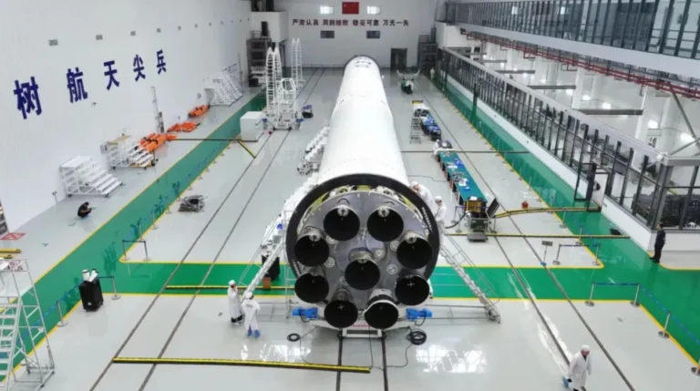 Újrahasznosítható rakétát fejleszt egy kínai cég, de a tesztelése nagyon rosszul alakult