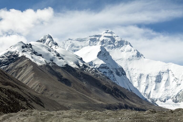 Nem a Mount Everest a világ legmagasabb pontja