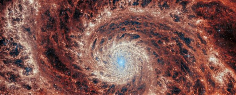 Ez az ősi “nagy terv” galaxis olyan szabályos, mintha mérnökök tervezték volna