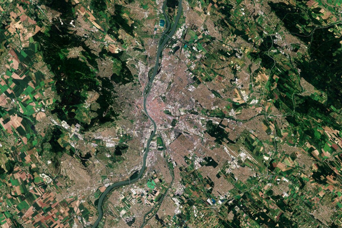 tudástár,Csillagászat,űrkutatás,XXI. század,űrprogram,Magyarország,űrközpont épül,egyedülálló műholdprogram,részletek,képek,Hirmagazin.eu