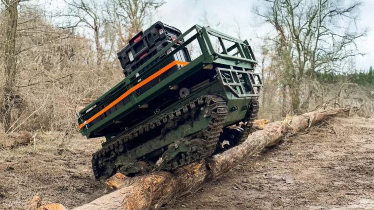 Vislyuk: akcióban az ukrán, atombomba álló robot