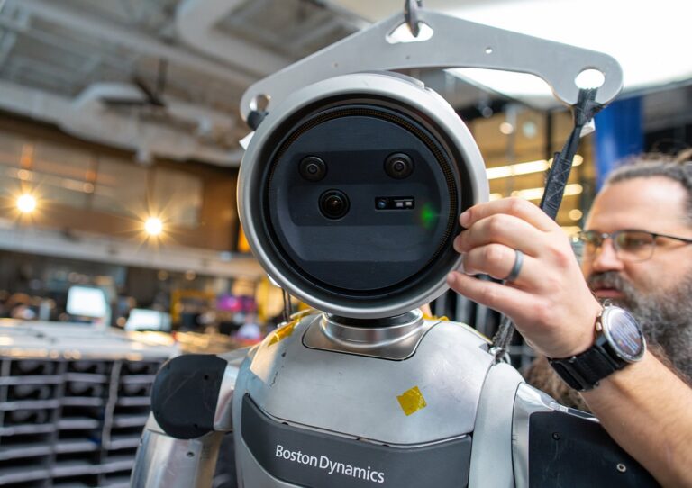Így látja a világot a Boston Dynamics humanoid robotja
