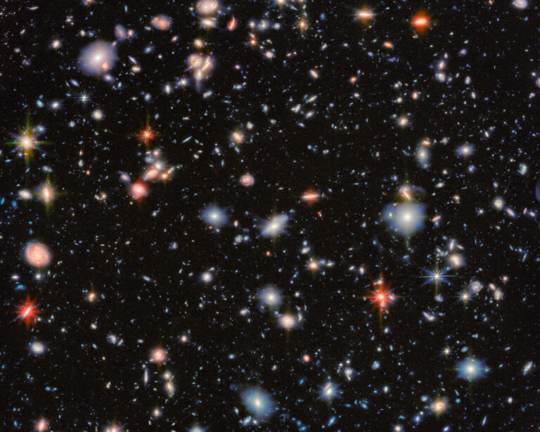 Az űr ikonikus zónája, a Hubble Deep Field új szemszögből
