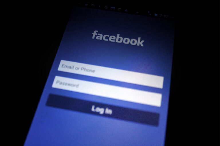 Le akarják tiltani a Facebook-profilod? Ne kattints rá, az egy csapda!